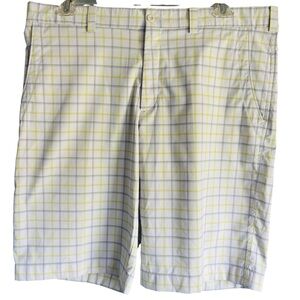 Nike‎ Golf Men’s Size 38 Yellow Gray White Stripe Plaid Flat Front